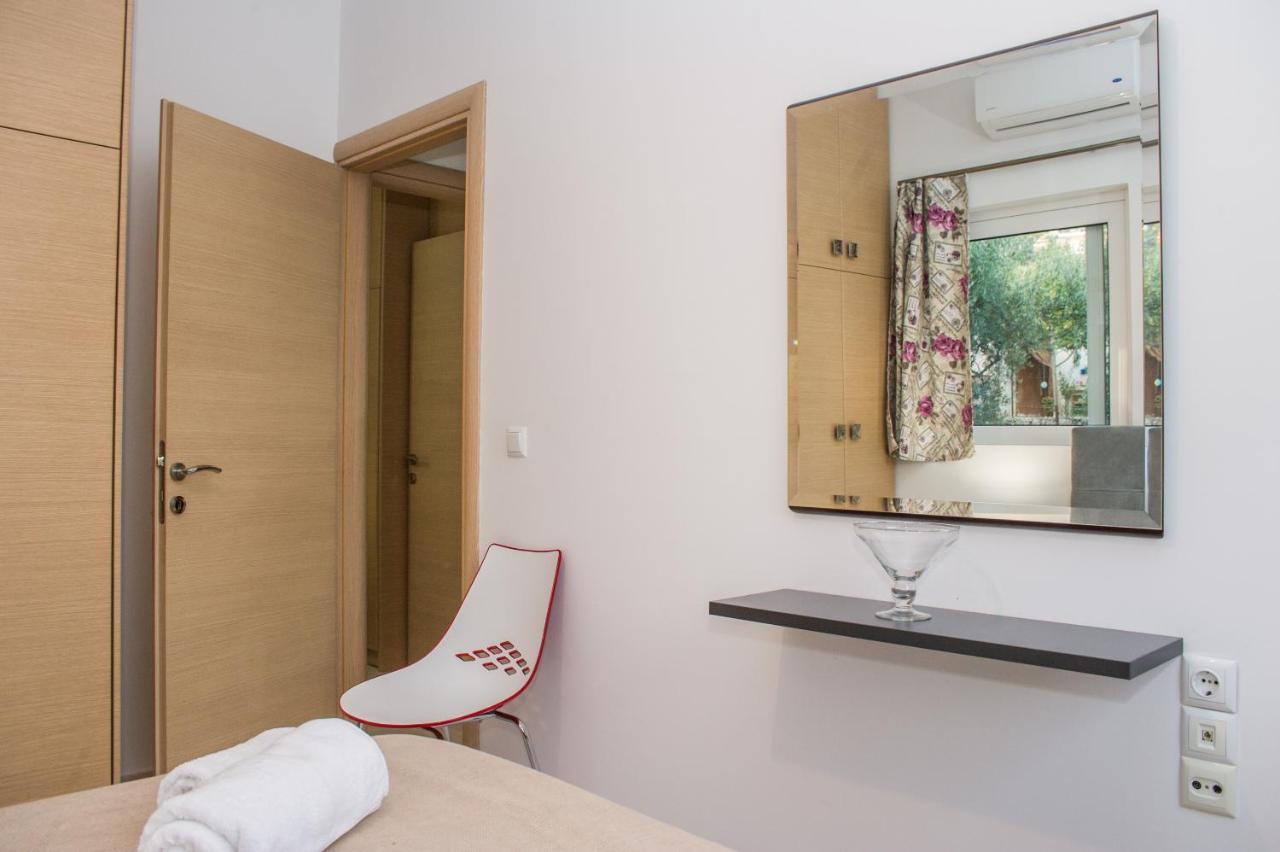 Nina'S Villa, Cosy Seaview Retreat แวร์กา กาลามาตา ภายนอก รูปภาพ