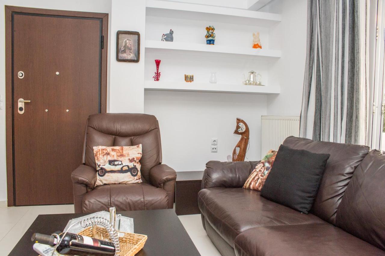 Nina'S Villa, Cosy Seaview Retreat แวร์กา กาลามาตา ภายนอก รูปภาพ